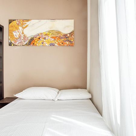 Appartamento Joivy Mauri - Cosy Flats Near The Duomo Milano Esterno foto