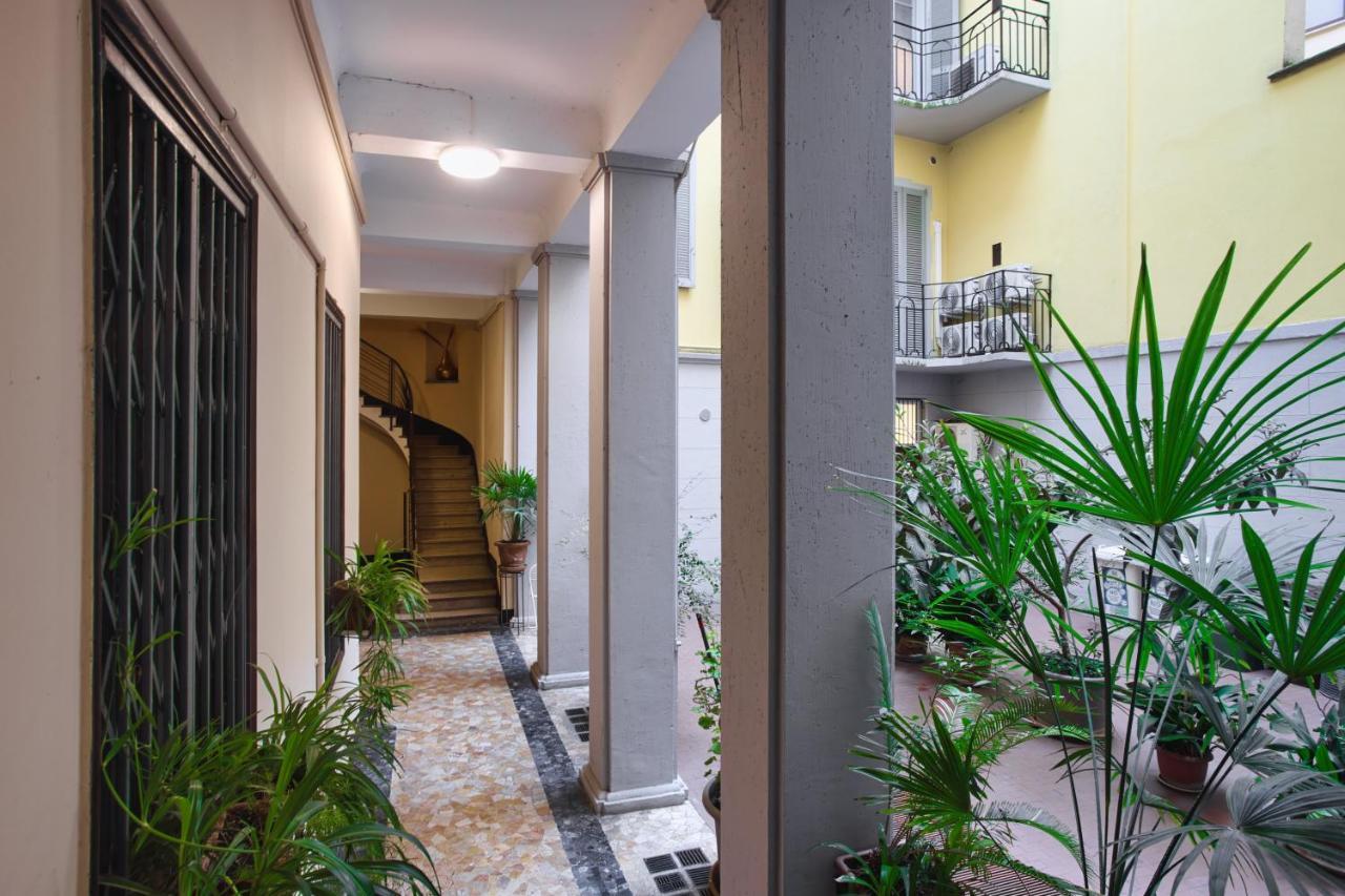 Appartamento Joivy Mauri - Cosy Flats Near The Duomo Milano Esterno foto